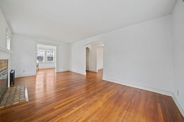 6 Rowe St, Milton, MA 02186