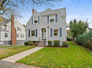 6 Rowe St, Milton, MA 02186