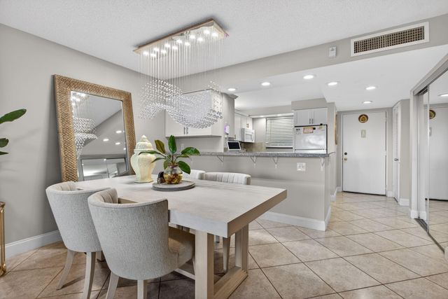 2314 S Cypress Bend Drive 114, Pompano Beach, FL 33069