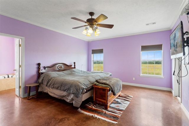 5750 Cedar Hill Road, Brenham, TX 77833