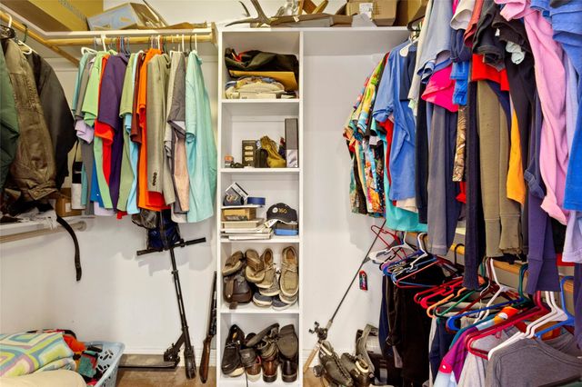 5750 Cedar Hill Road, Brenham, TX 77833