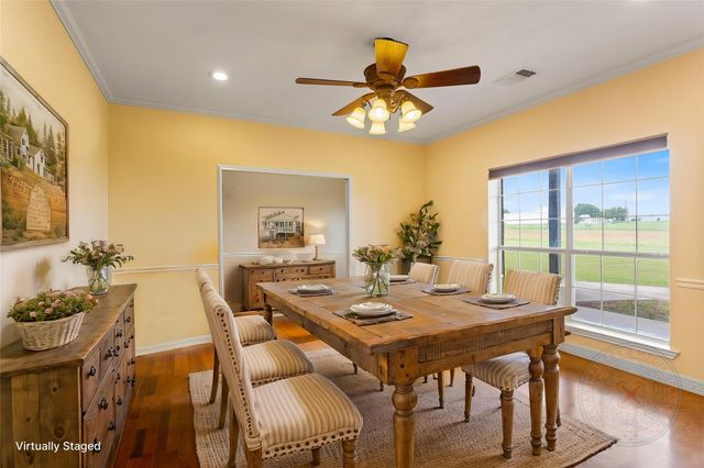 5750 Cedar Hill Road, Brenham, TX 77833