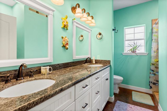 5750 Cedar Hill Road, Brenham, TX 77833