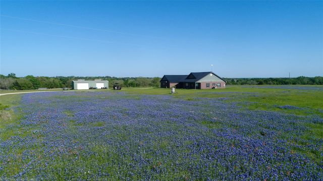5750 Cedar Hill Road, Brenham, TX 77833