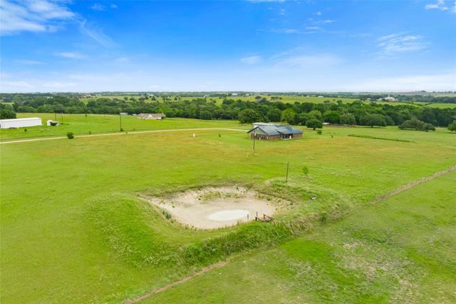 5750 Cedar Hill Road, Brenham, TX 77833