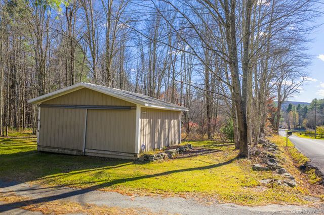 38 Rose Road, Woodbourne, NY 12788