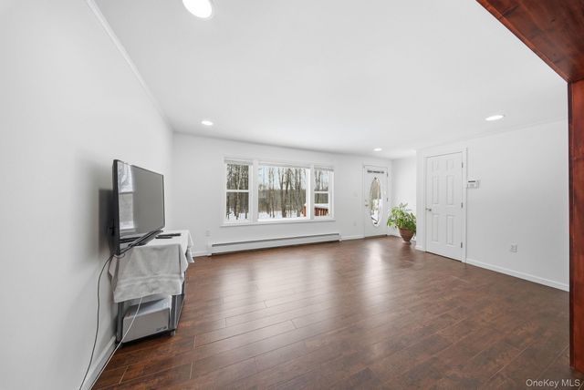 38 Rose Road, Woodbourne, NY 12788