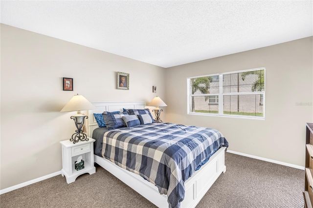 7701 STARKEY ROAD 521, Seminole, FL 33777
