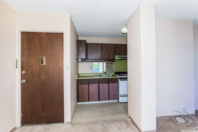 1624 Dole Street 603, Honolulu, HI 96822