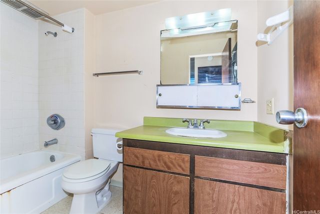 1624 Dole Street 603, Honolulu, HI 96822