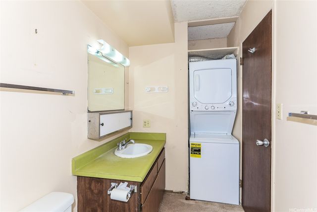 1624 Dole Street 603, Honolulu, HI 96822