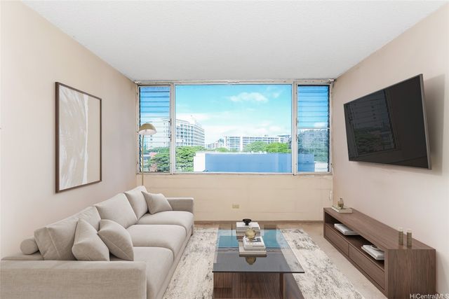 1624 Dole Street 603, Honolulu, HI 96822