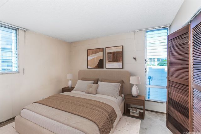 1624 Dole Street 603, Honolulu, HI 96822