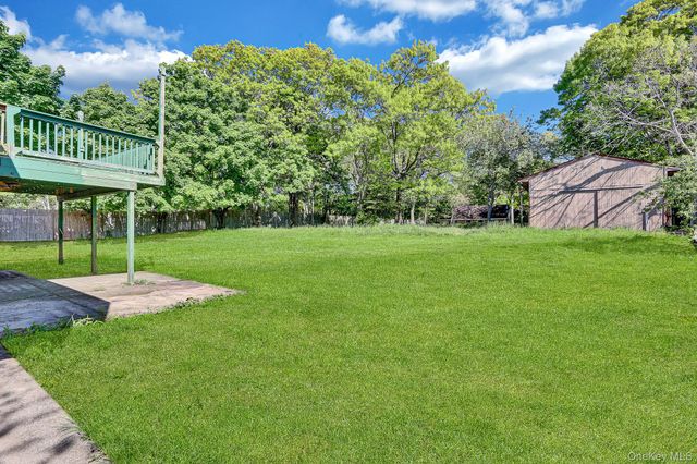 335 Babylon Street, Islip Terrace, NY 11752