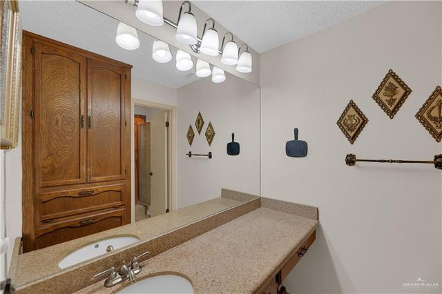 2816 N 28th Street, Mcallen, TX 78501