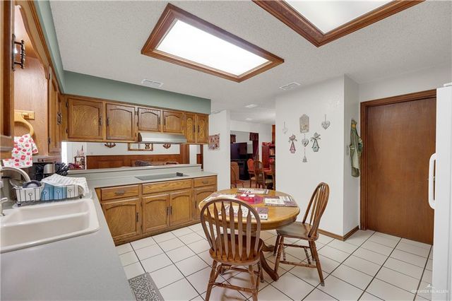 2816 N 28th Street, Mcallen, TX 78501