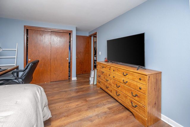 207 Douglass AVENUE, Waukesha, WI 53186