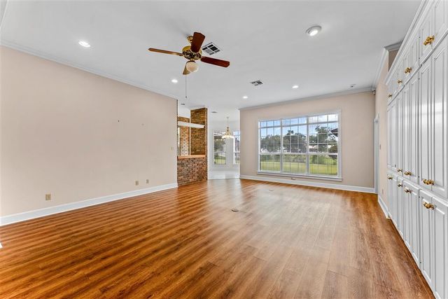 513 Orchard Drive, Lake Charles, LA 70605