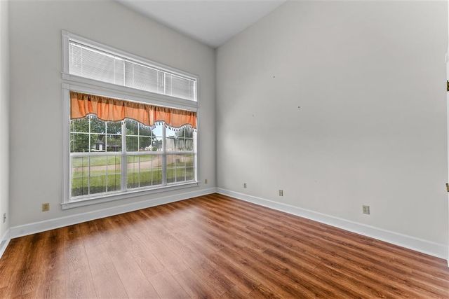 513 Orchard Drive, Lake Charles, LA 70605