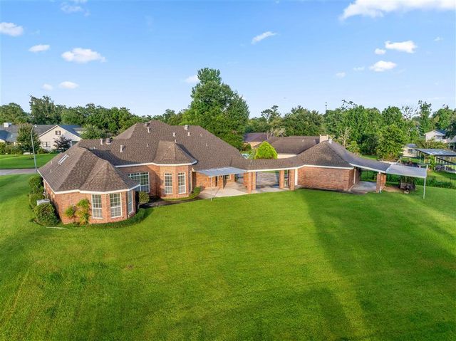 513 Orchard Drive, Lake Charles, LA 70605