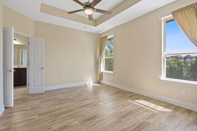 6624 W Llano Stage TRL W, Austin, TX 78738