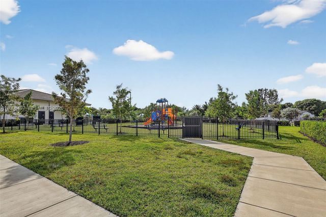 12936 NW 22nd Pl, Miami, FL 33167