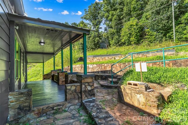 4576 St Pauls Church Road, Morganton, NC 28655