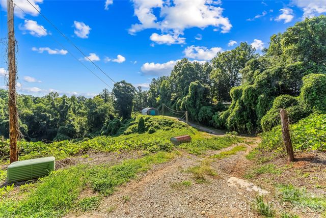 4576 St Pauls Church Road, Morganton, NC 28655