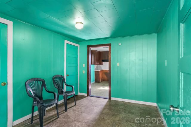 4576 St Pauls Church Road, Morganton, NC 28655