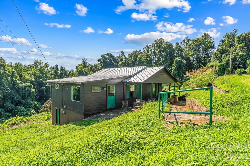 4576 St Pauls Church Road, Morganton, NC 28655