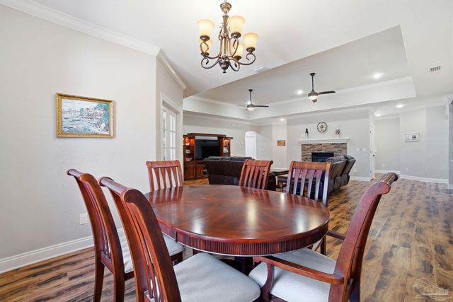 5477 Madelines Way, Pace, FL 32571