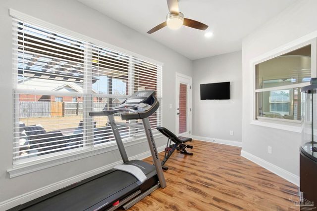 5477 Madelines Way, Pace, FL 32571