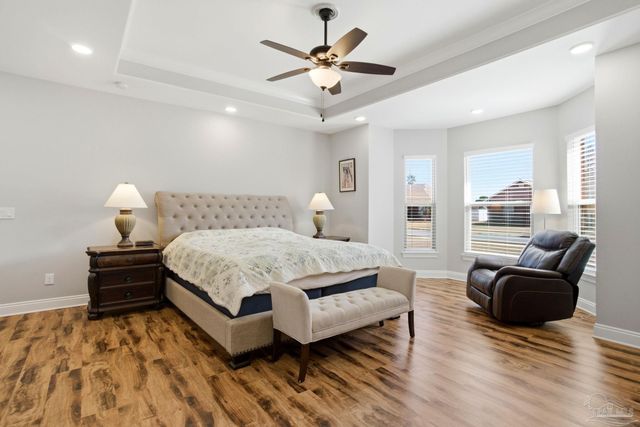 5477 Madelines Way, Pace, FL 32571