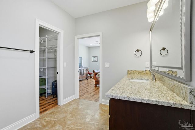 5477 Madelines Way, Pace, FL 32571