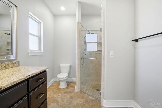 5477 Madelines Way, Pace, FL 32571