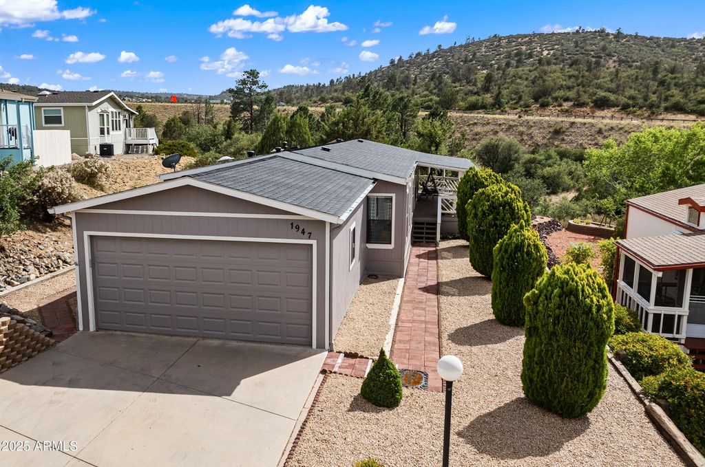 1947 E MOUNTAIN HOLLOW Drive, Prescott, AZ 86301
