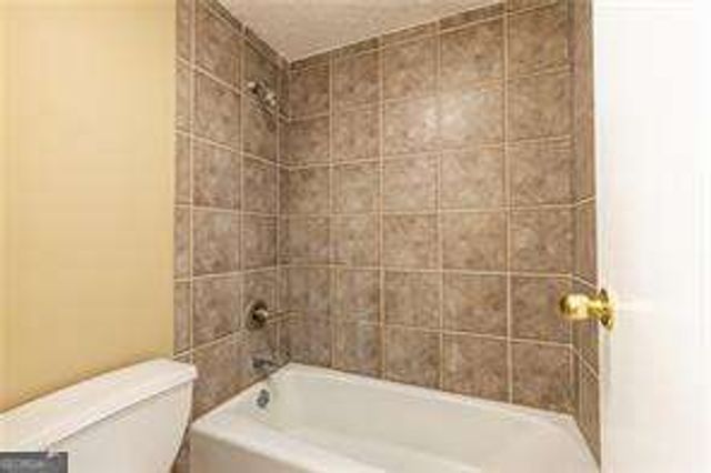 2479 Peachtree Road NE 1010, Atlanta, GA 30305