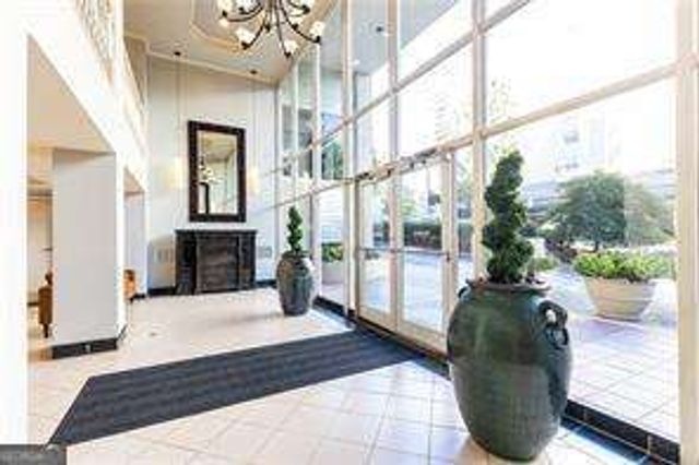 2479 Peachtree Road NE 1010, Atlanta, GA 30305