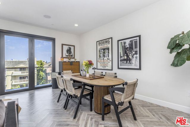 137 N Doheny Drive 4, West Hollywood, CA 90048
