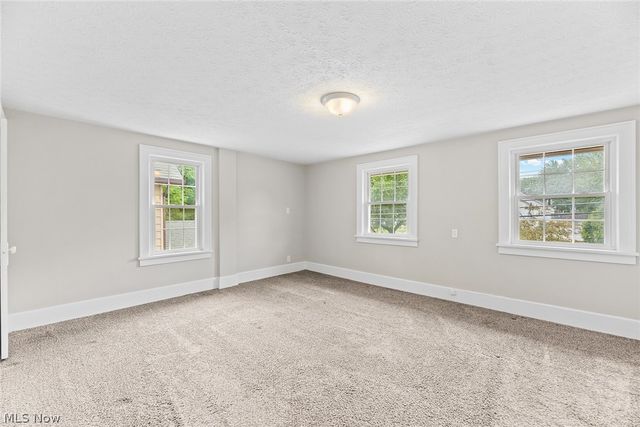 815 Grant Avenue, Cuyahoga Falls, OH 44221