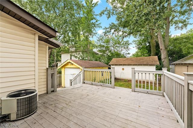 815 Grant Avenue, Cuyahoga Falls, OH 44221