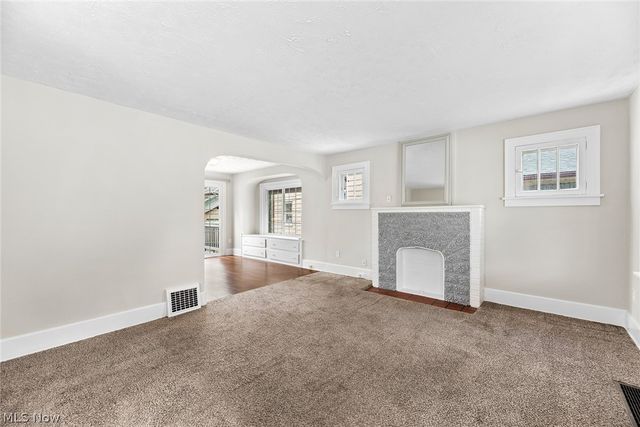 815 Grant Avenue, Cuyahoga Falls, OH 44221