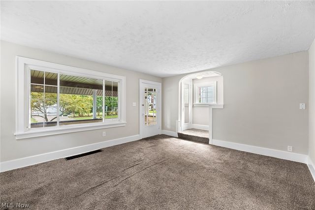 815 Grant Avenue, Cuyahoga Falls, OH 44221