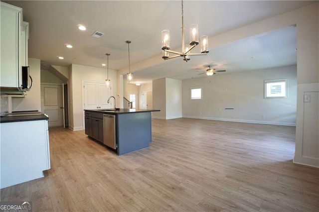 45 Aviation Road SE, Marietta, GA 30060