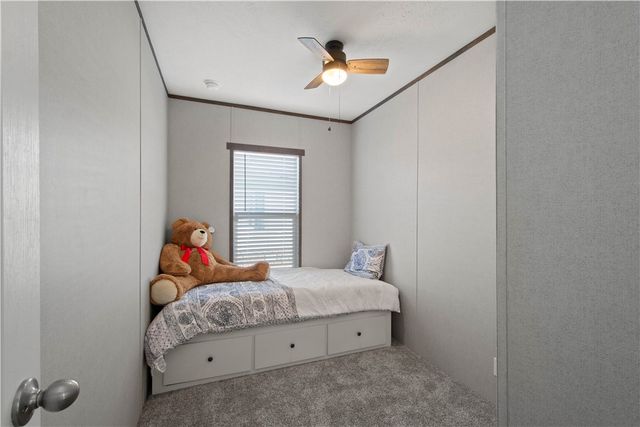 2 Roundtop Drive, Finleyville, PA 15332