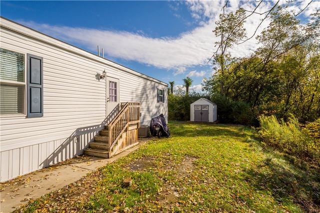 2 Roundtop Drive, Finleyville, PA 15332