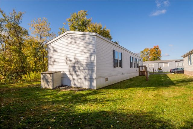 2 Roundtop Drive, Finleyville, PA 15332