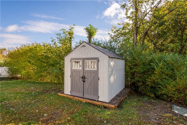 2 Roundtop Drive, Finleyville, PA 15332