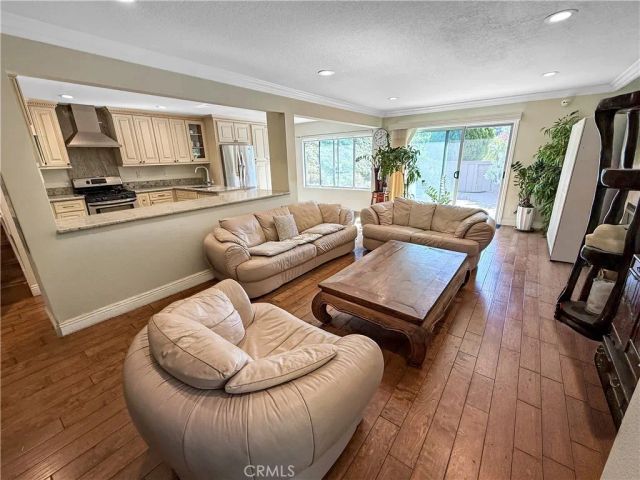 19169 Index Street, Porter Ranch, CA 91326