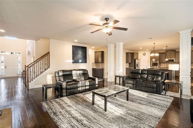 344 Shagbark Lane, Mcdonough, GA 30252